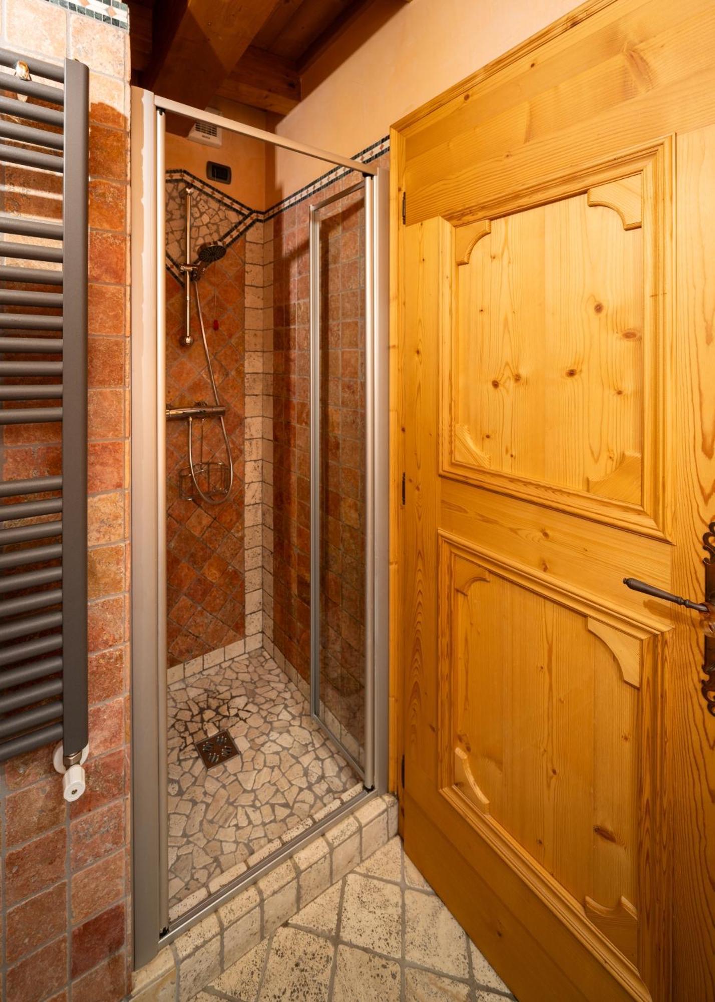 Casa Monica Ledro Attico Apartment Mezzolago Bagian luar foto