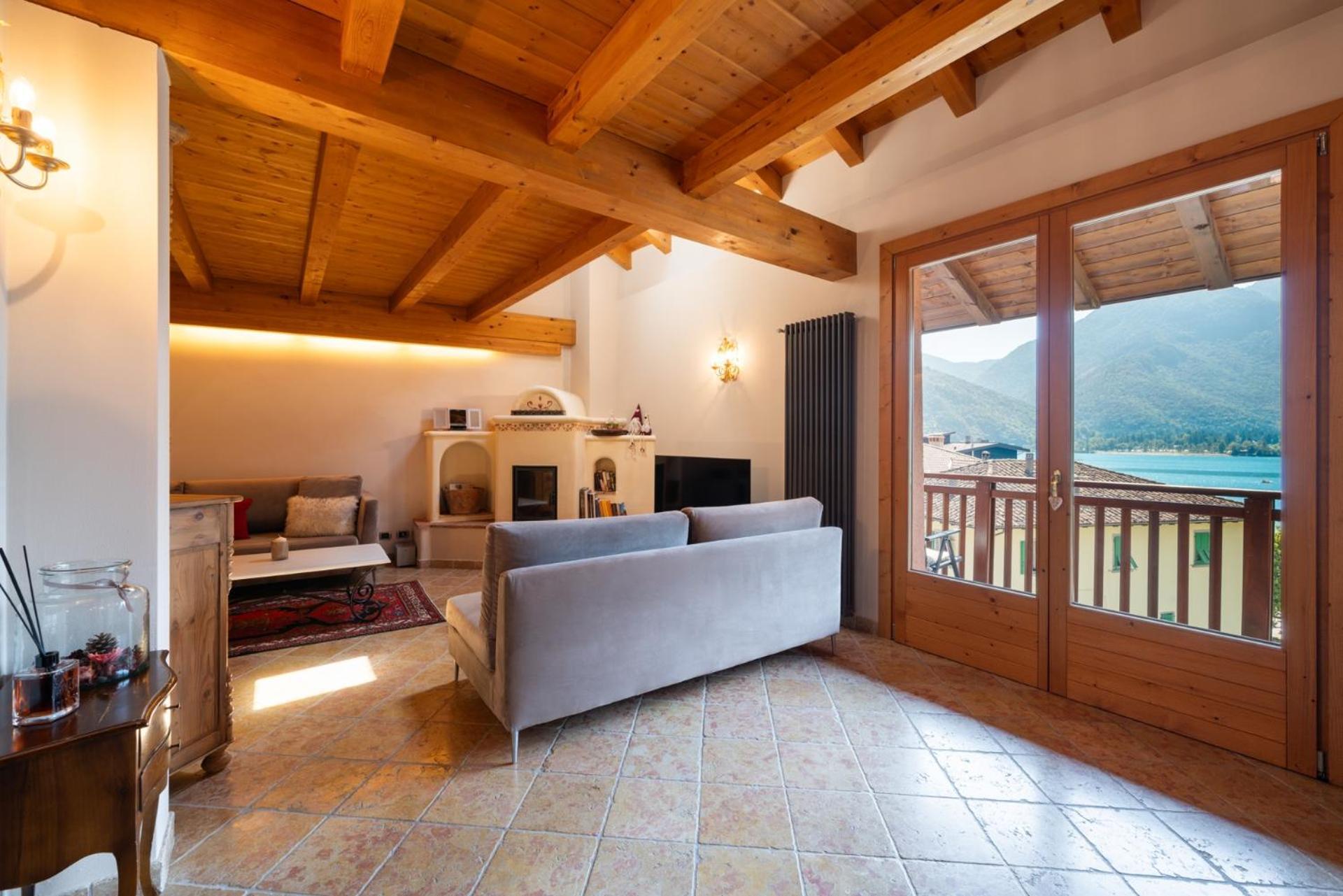 Casa Monica Ledro Attico Apartment Mezzolago Bagian luar foto